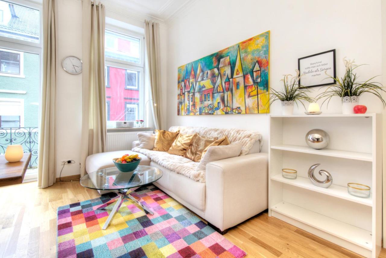 Altbaucharme In Der Stadtmitte Apartamento Karlsruhe Exterior foto